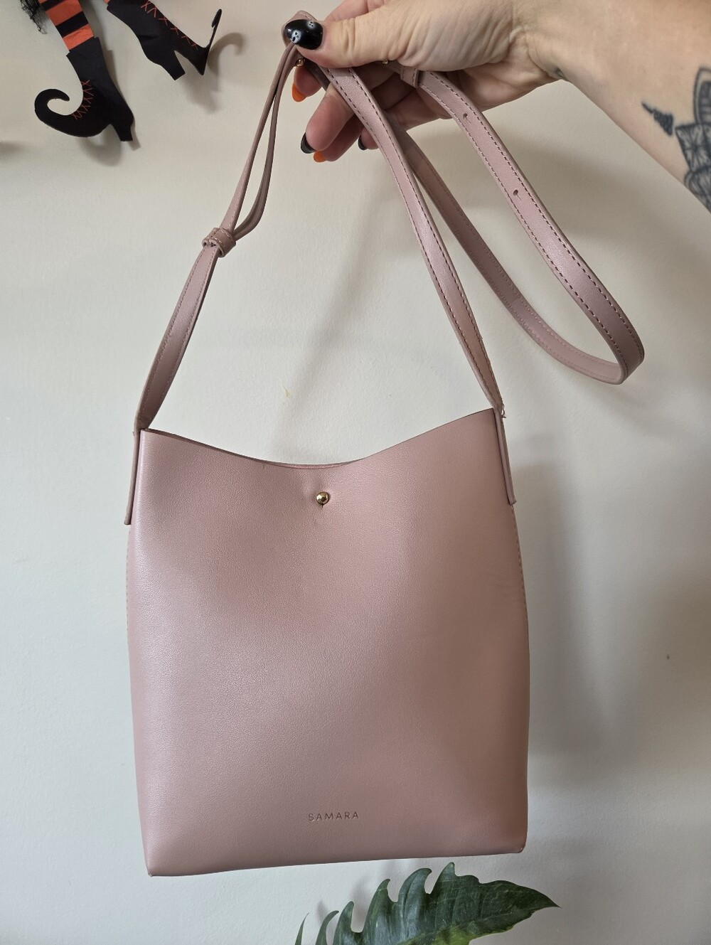 SAMARA Medium Minimalist Crossbody Shoulder Bag Peony Pink Faux Leather